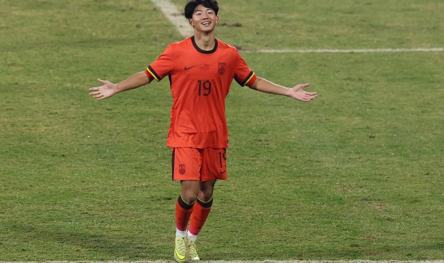 AG体育官方网站-新华社：16岁万项加盟贝尔格莱德红星，将参加塞尔维亚青年联赛